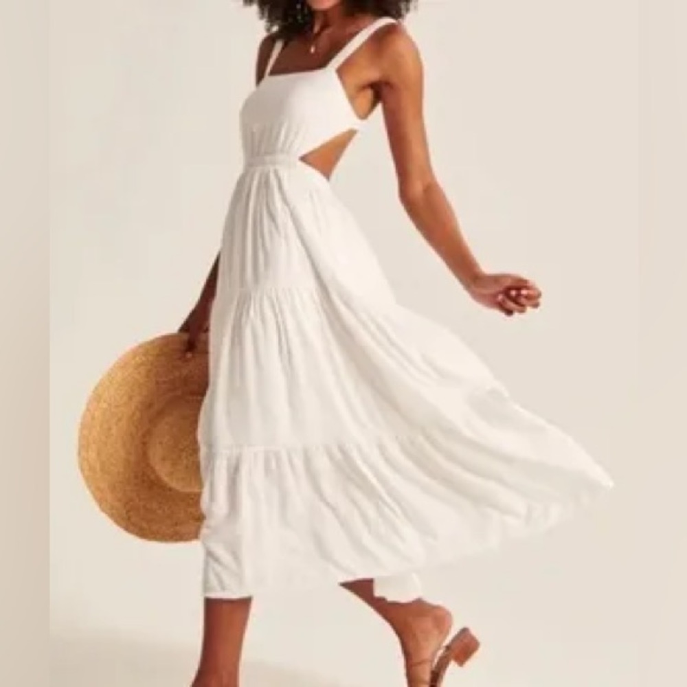 A&F Scrunchie Strap Cutout Maxi Dress